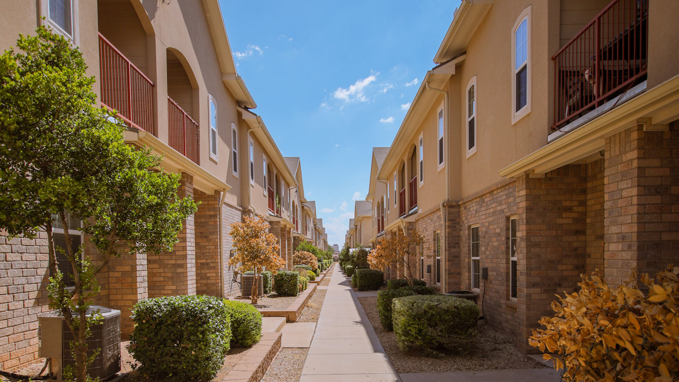2012 Main Street Apartments in Lubbock, Texas